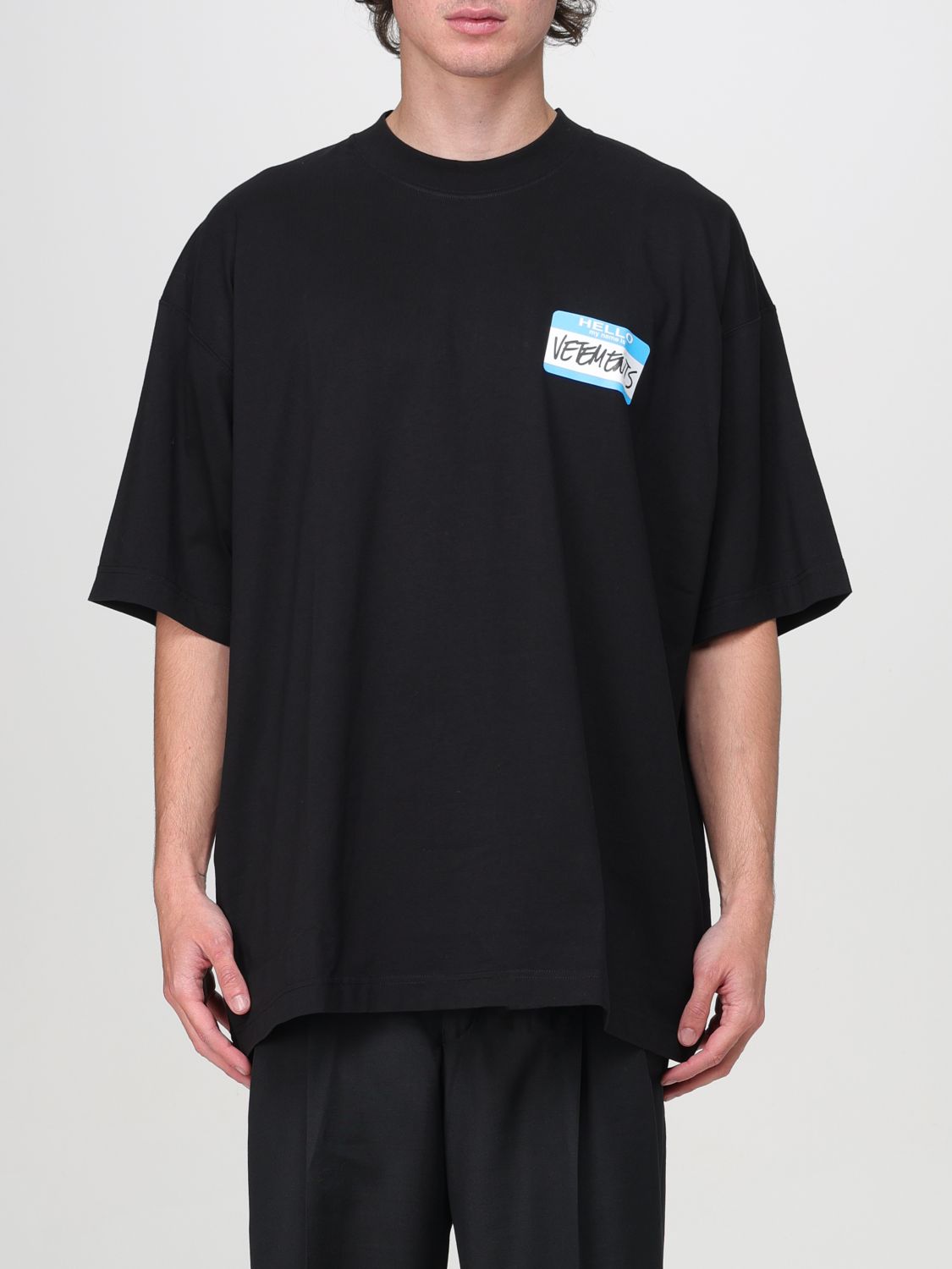 Vetements T-Shirt VETEMENTS Men color Black