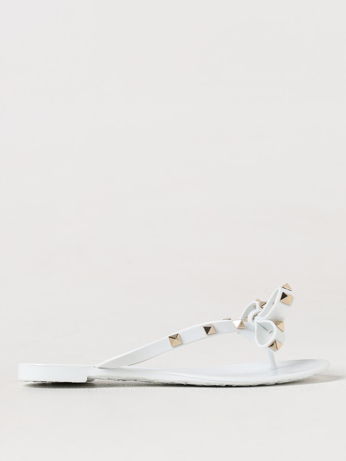 VALENTINO GARAVANI Valentino Garavani Rockstud flip-flops in rubber with studs