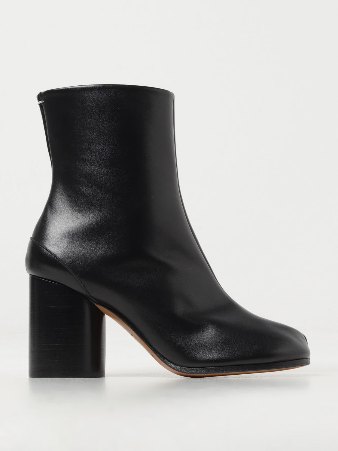 Maison Margiela Flat Ankle Boots MAISON MARGIELA Woman colour Black