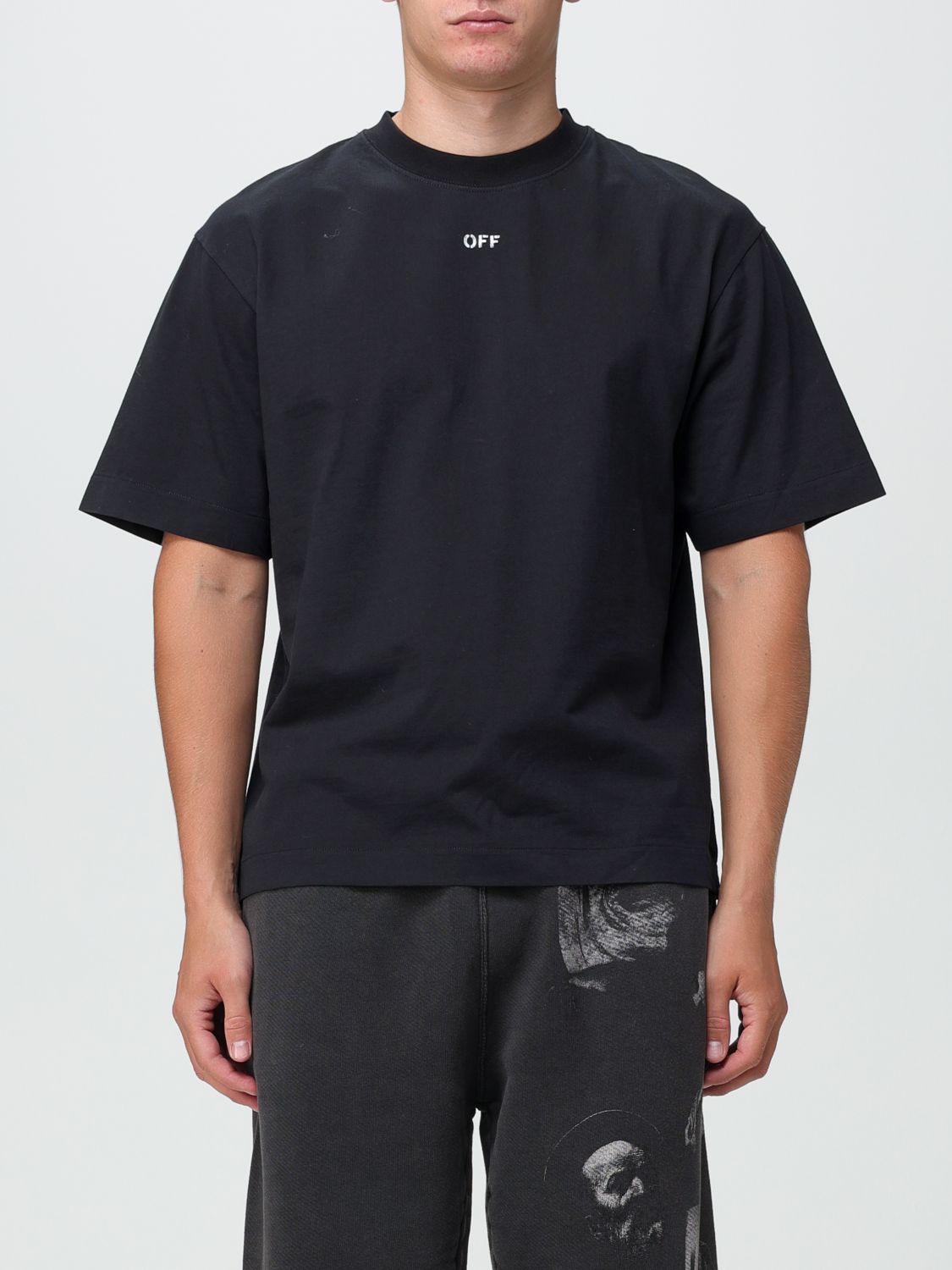 OFF-WHITE T-Shirt OFF-WHITE Men colour Black