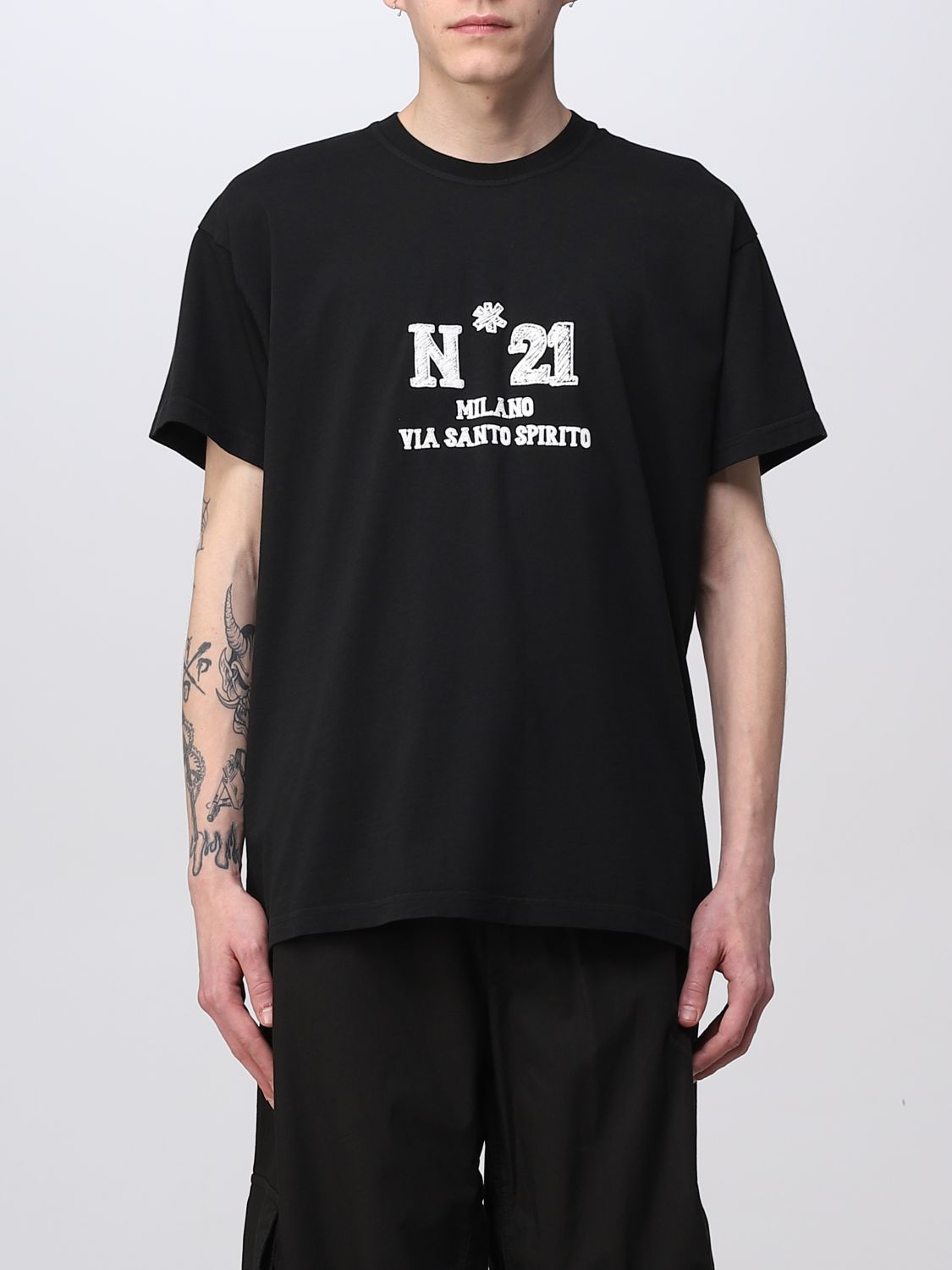 N° 21 T-Shirt N° 21 Men colour Black