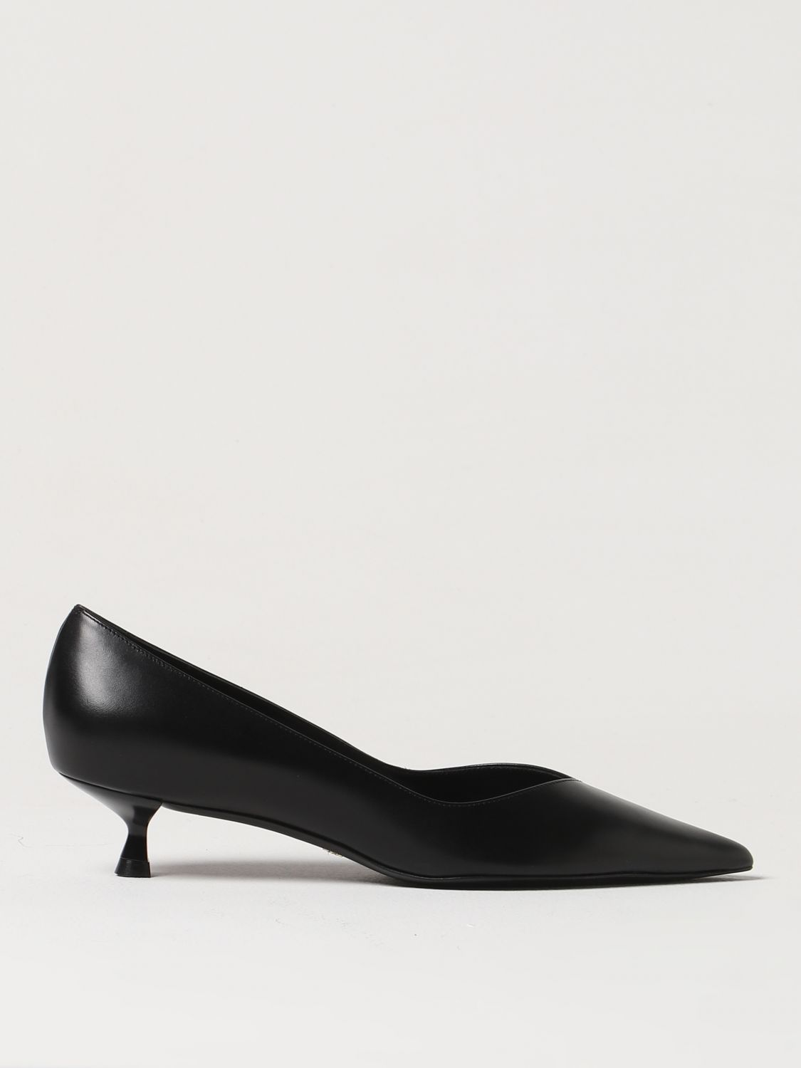Stuart Weitzman Court Shoes STUART WEITZMAN Woman colour Black