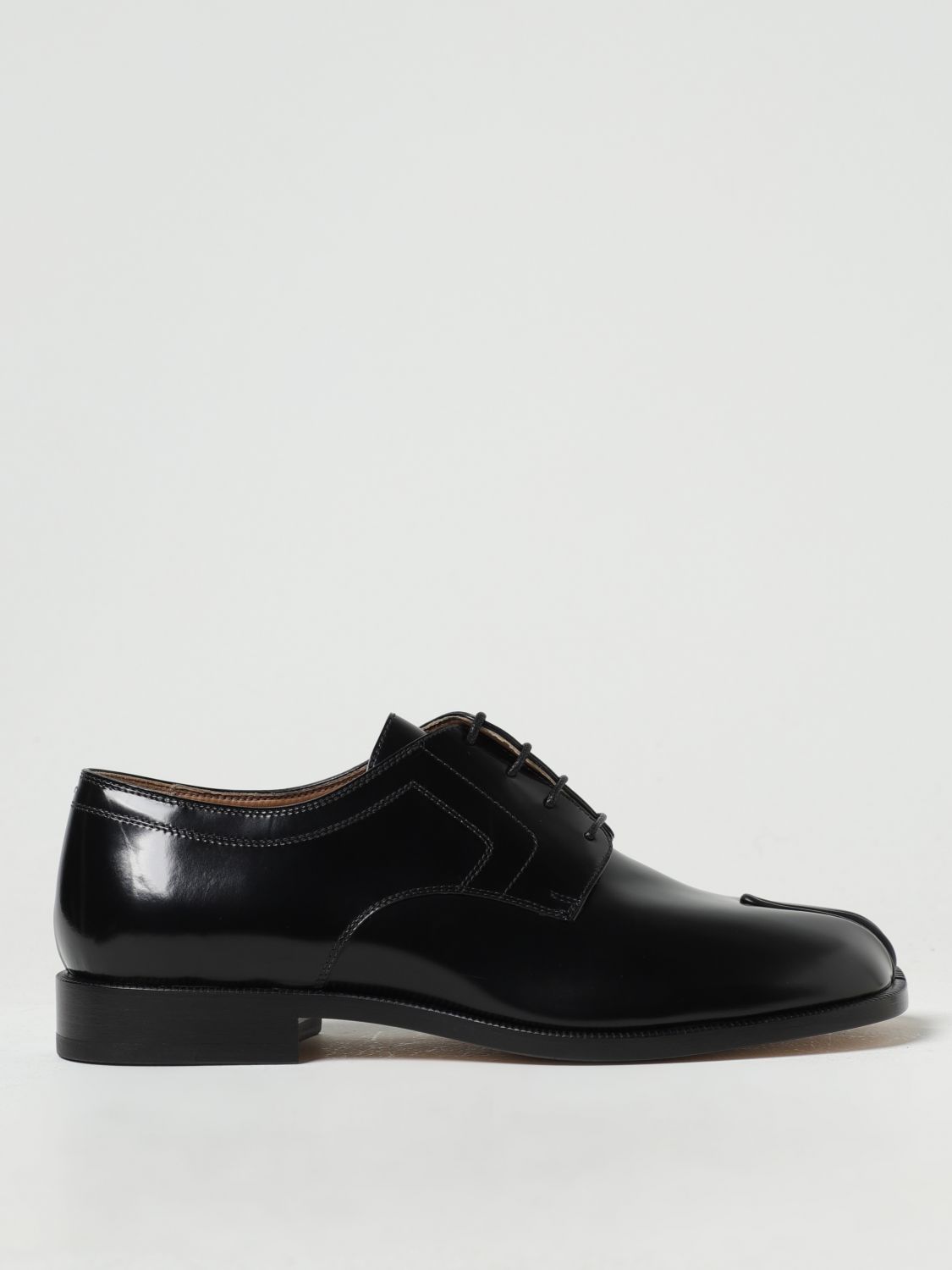 Maison Margiela Brogue Shoes MAISON MARGIELA Men colour Black