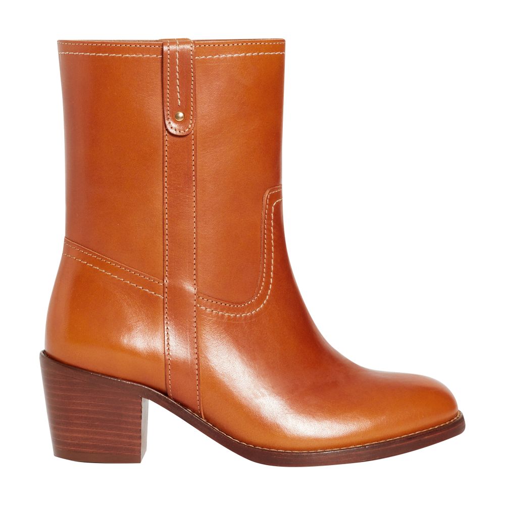  Vegetable-tanned leather ankle boots