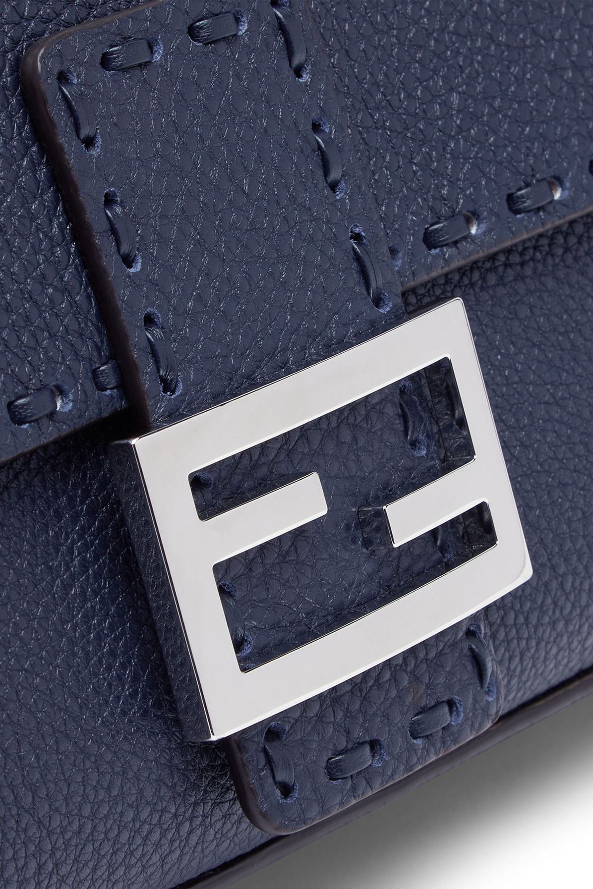 FENDI Baguette Bag