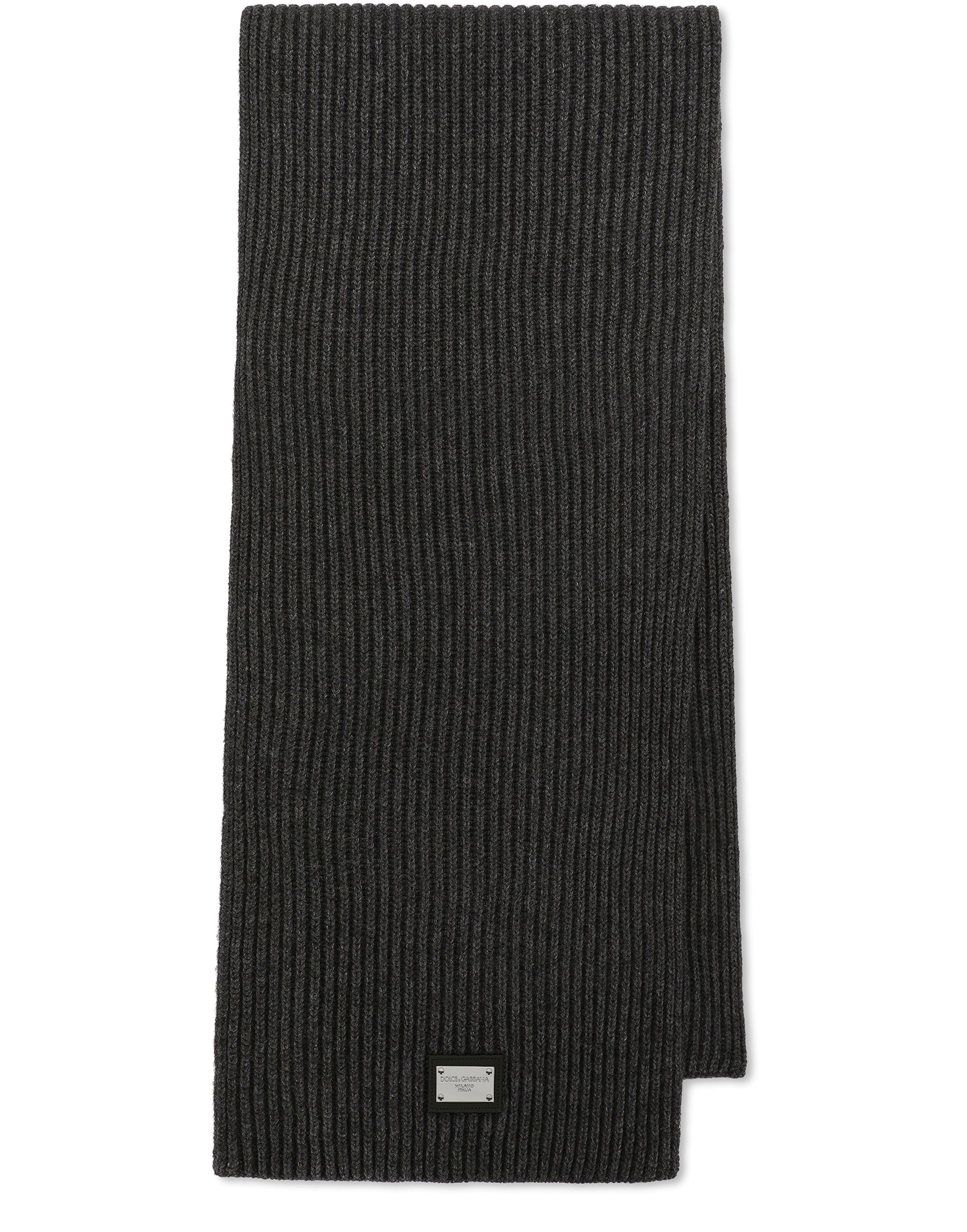 Dolce & Gabbana Wool scarf with DG patch