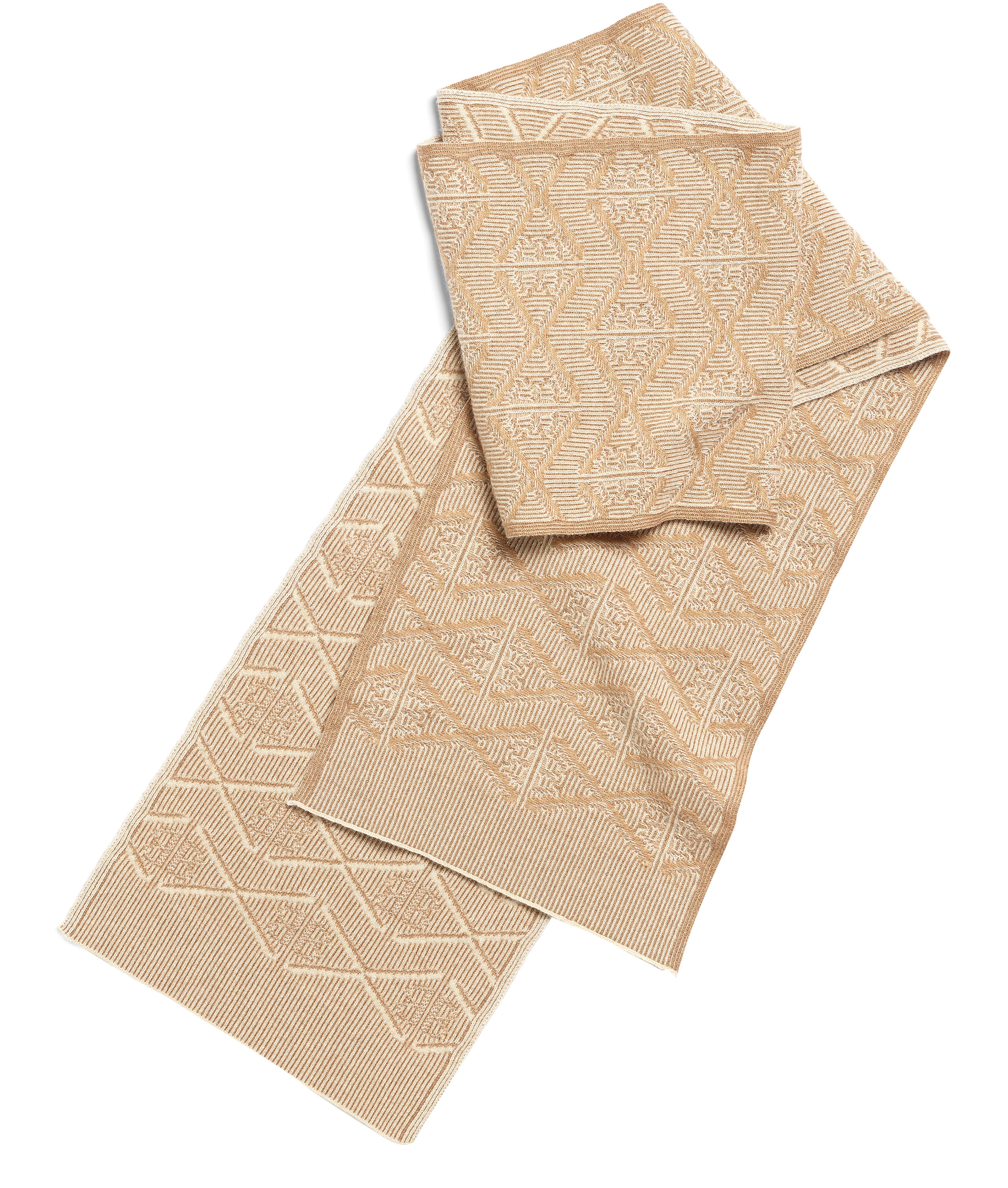 Barrie Scarf in cashmere with a monogram motif
