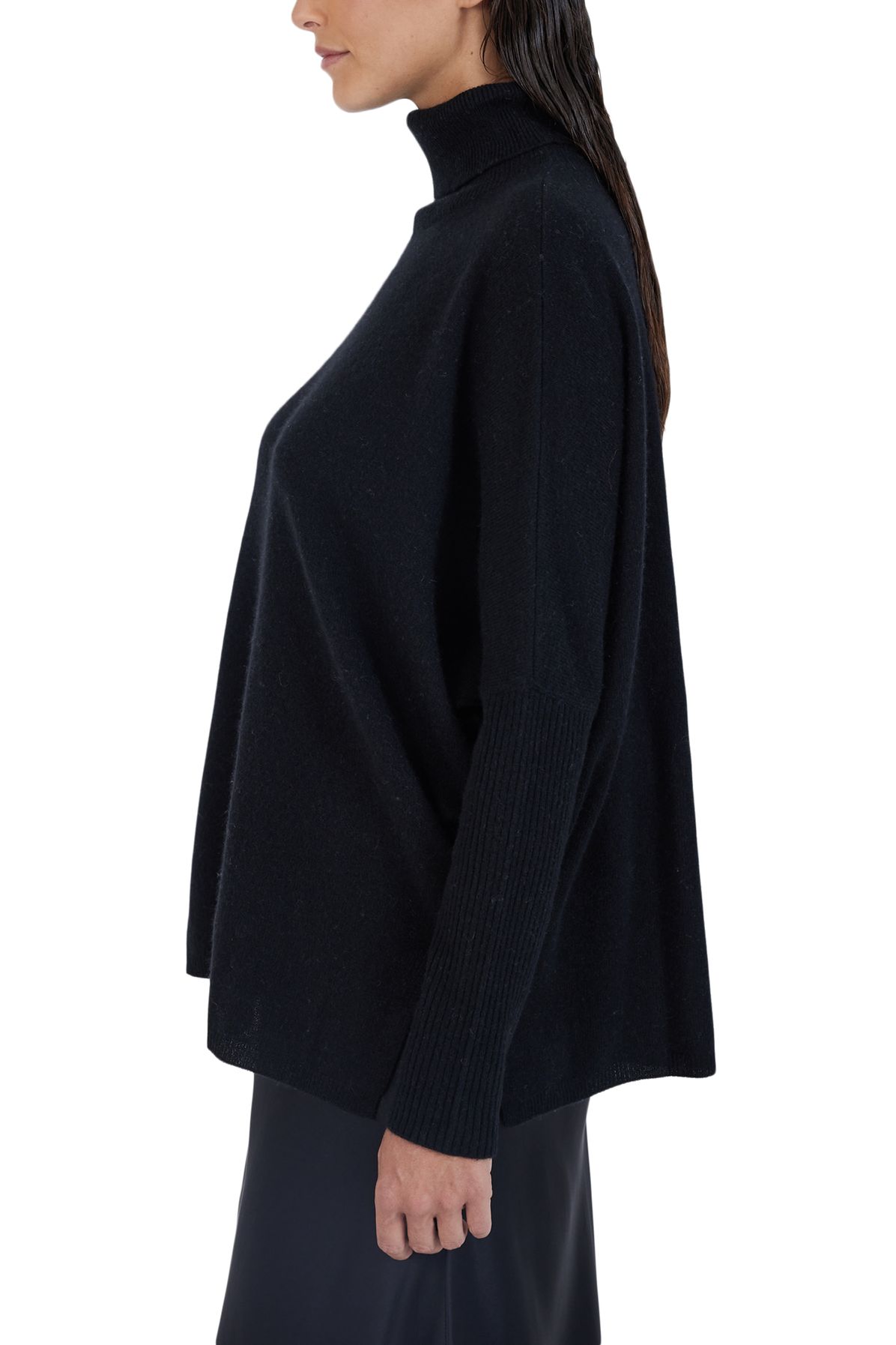  Margareth round neck cashmere poncho