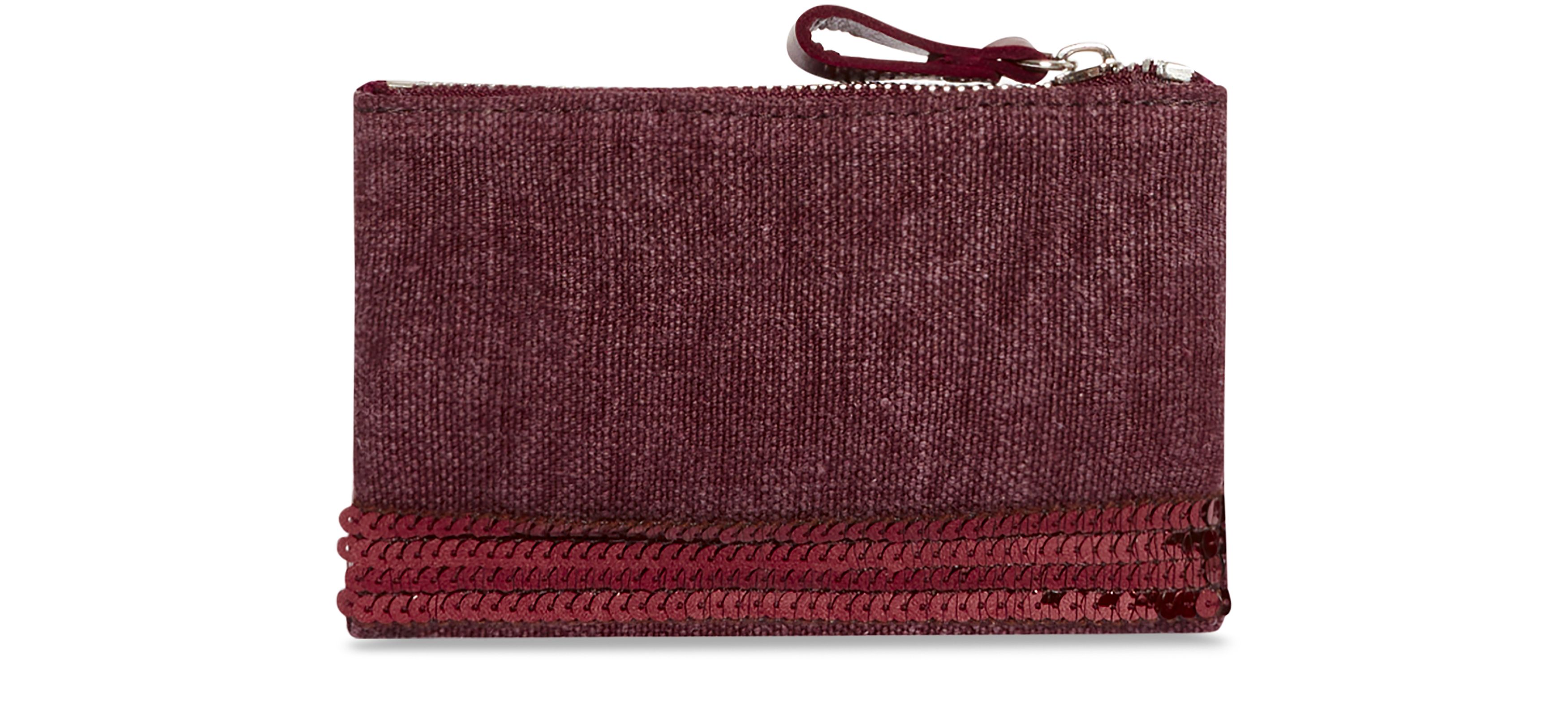  Zipped clutch