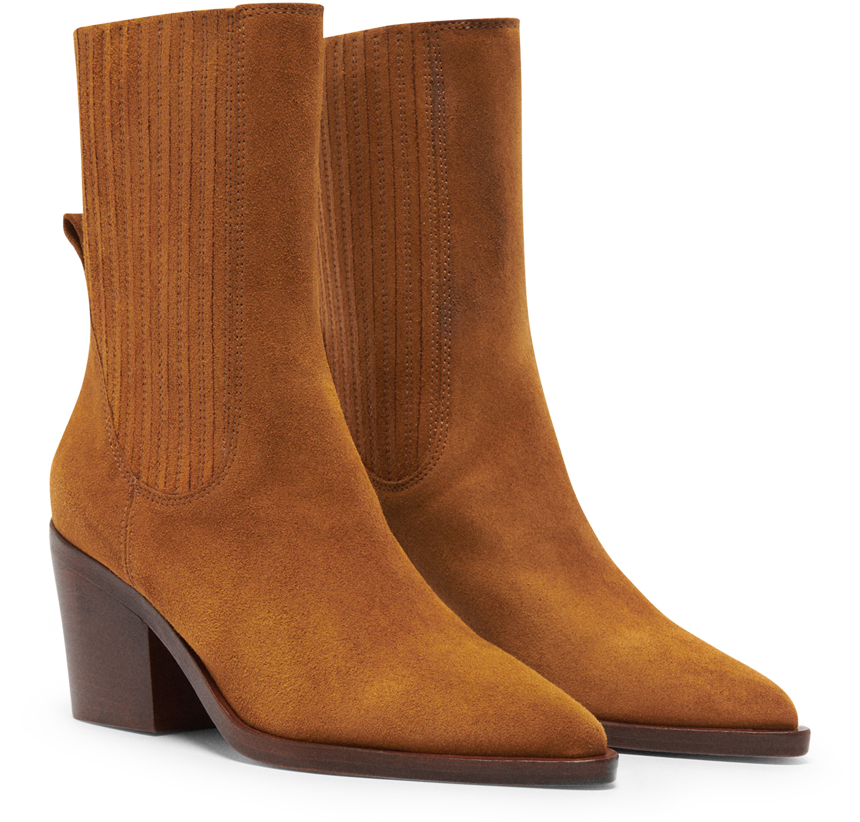  Chervey suede ankle boots