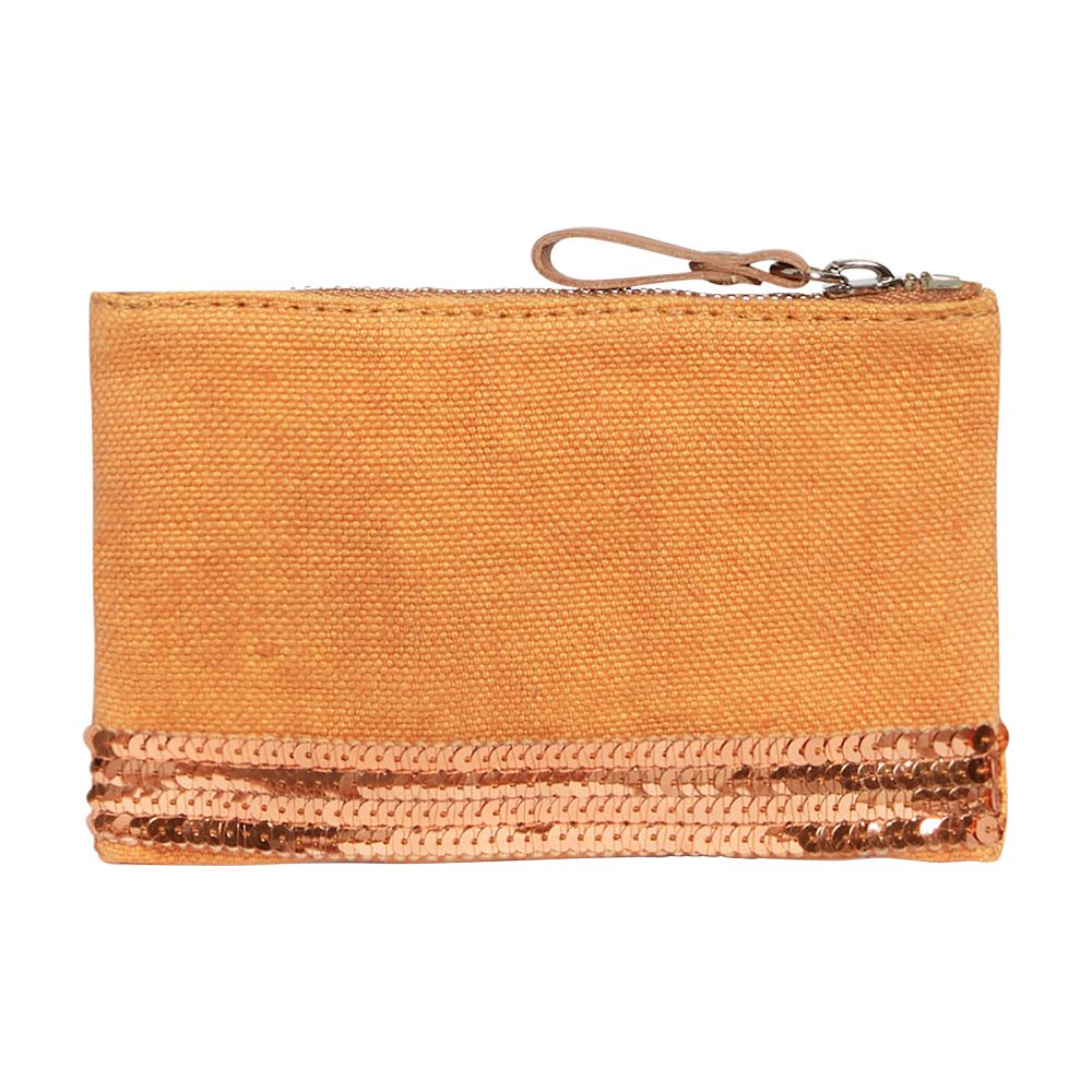  Zipped clutch