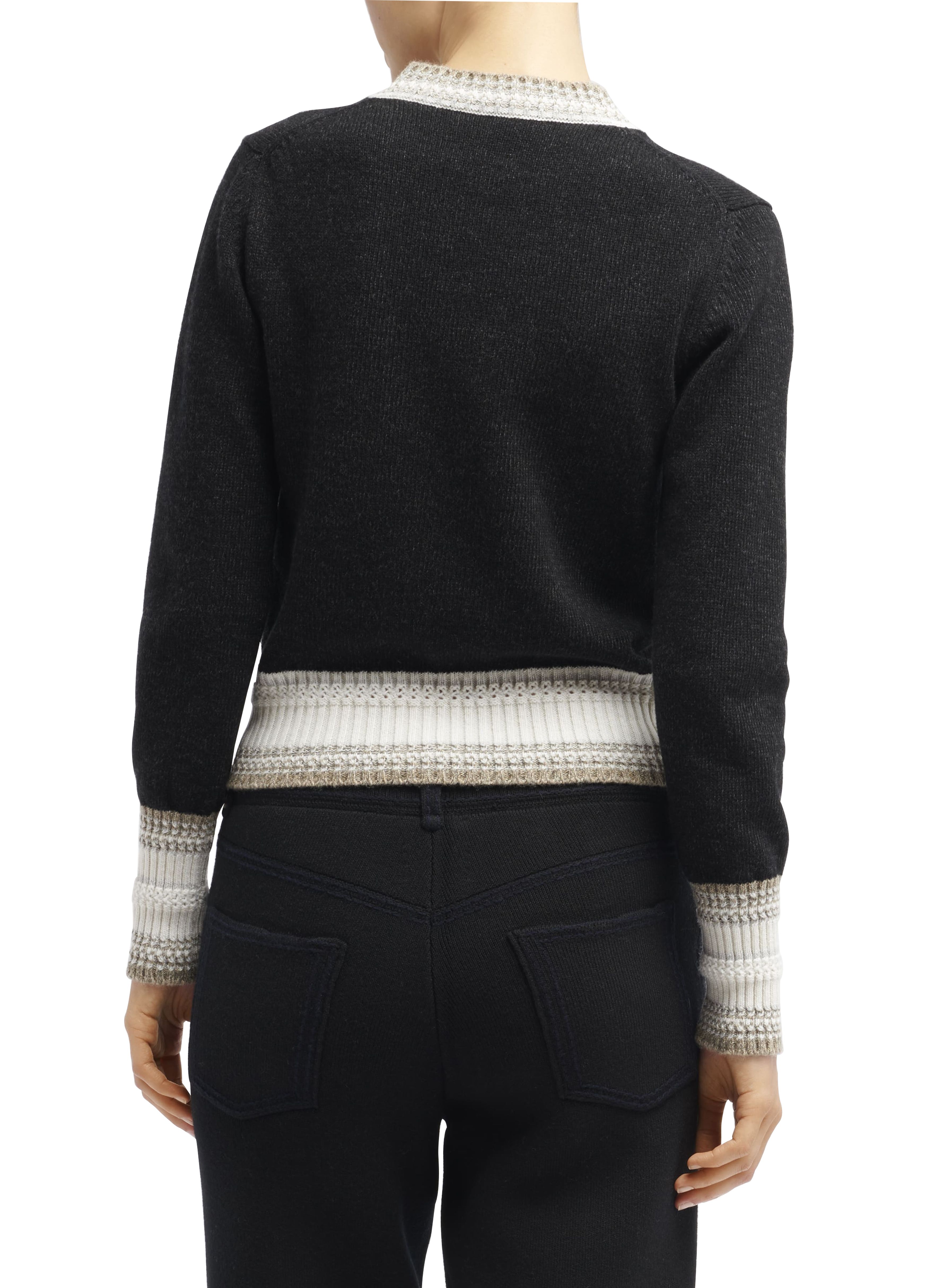 Barrie Cashmere V-neck jumper