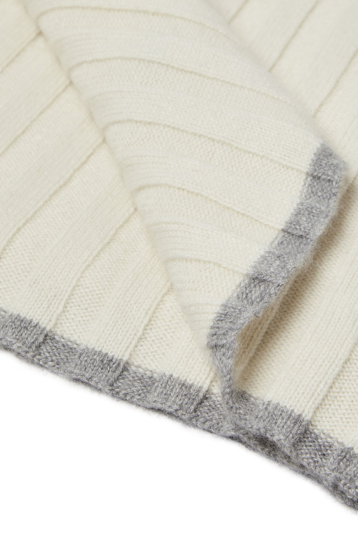 Brunello Cucinelli Cashmere scarf