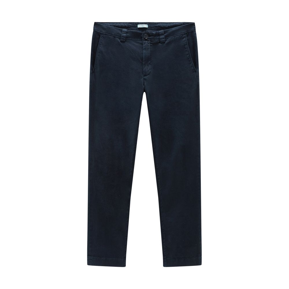 Woolrich Garment-dyed classic chino pant in stretch cotton