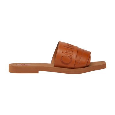 Chloé Woody slides