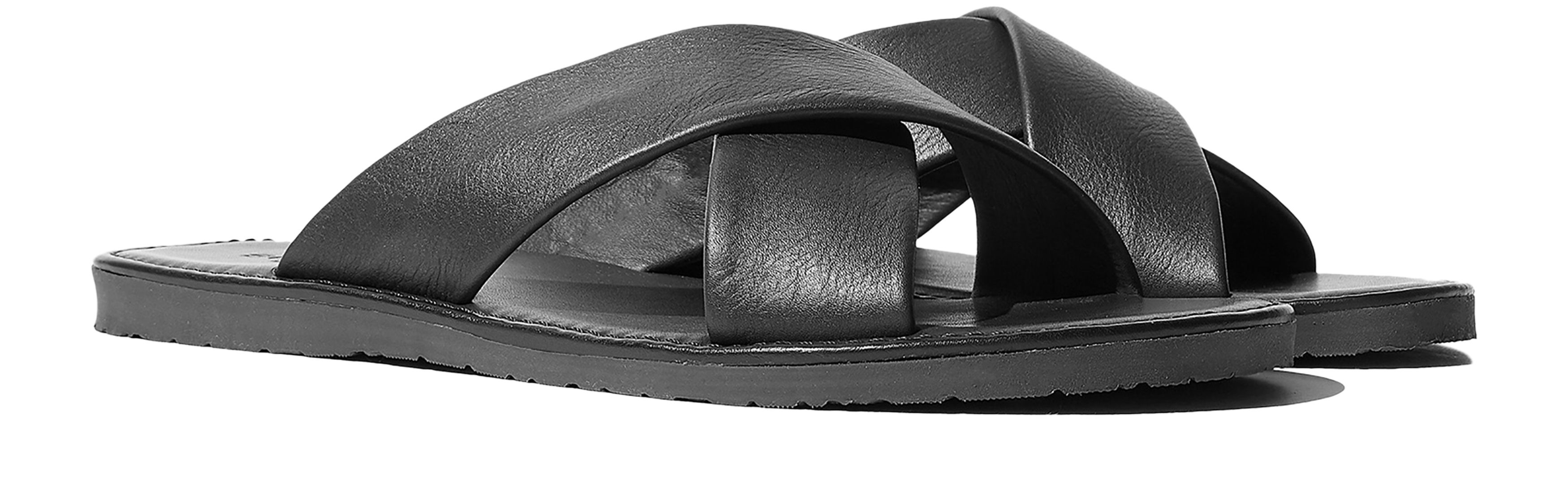  Adriano sandals