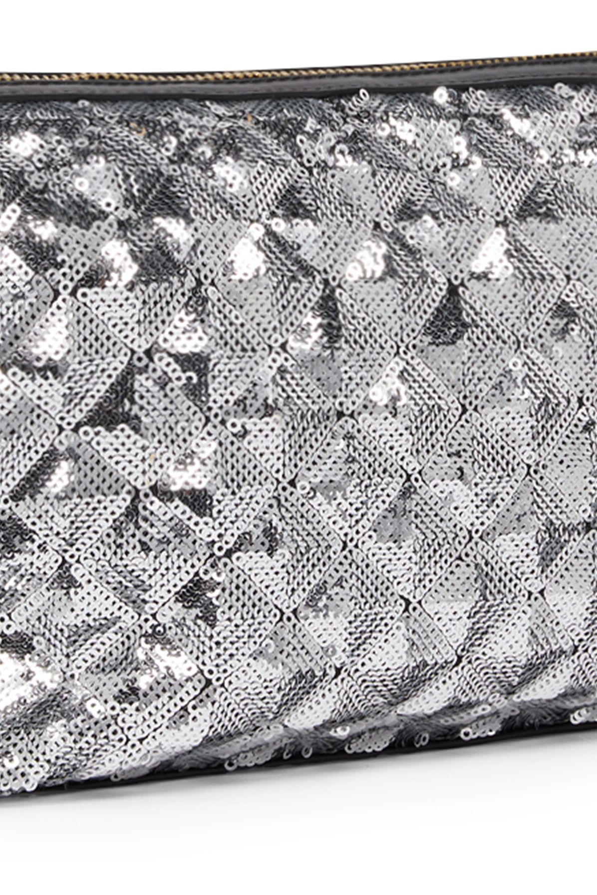  Sequinned clutch