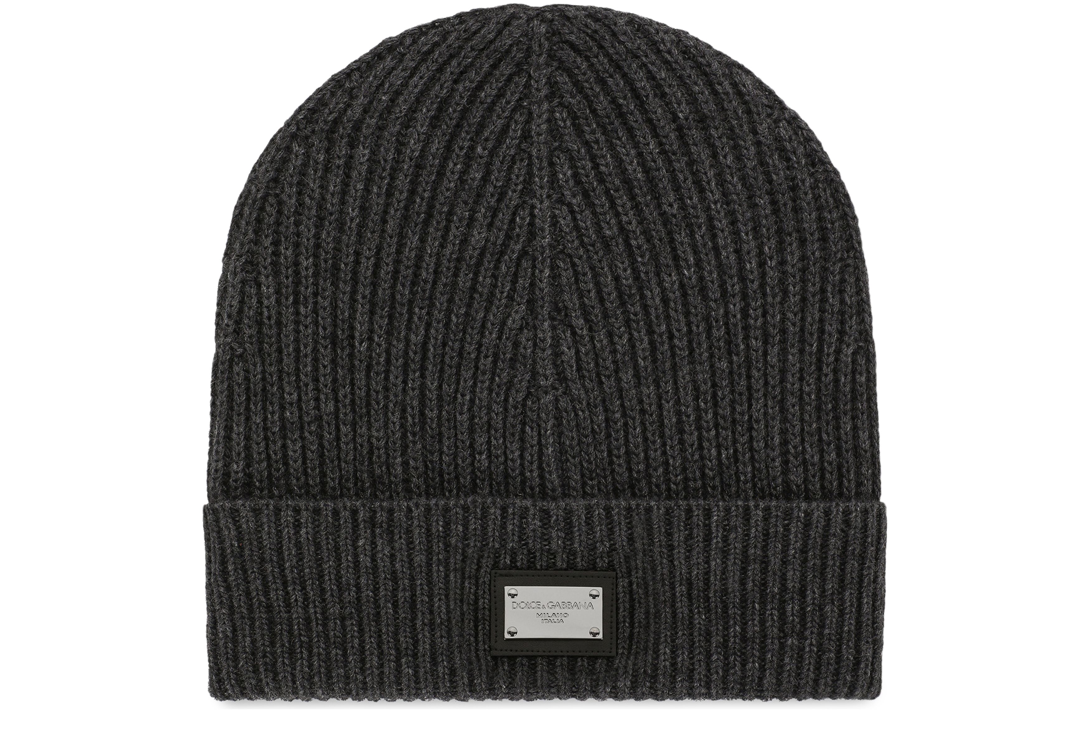 Dolce & Gabbana Knit hat with logo tag