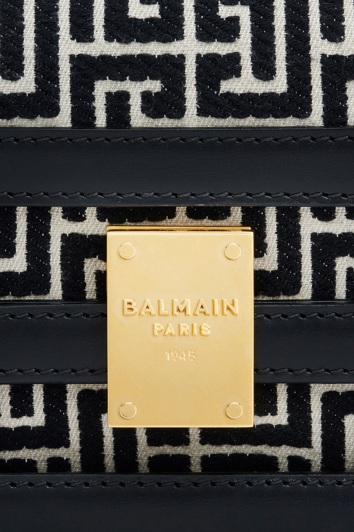 Balmain Oversized bi-color jaquard 1945 Heritage clutch