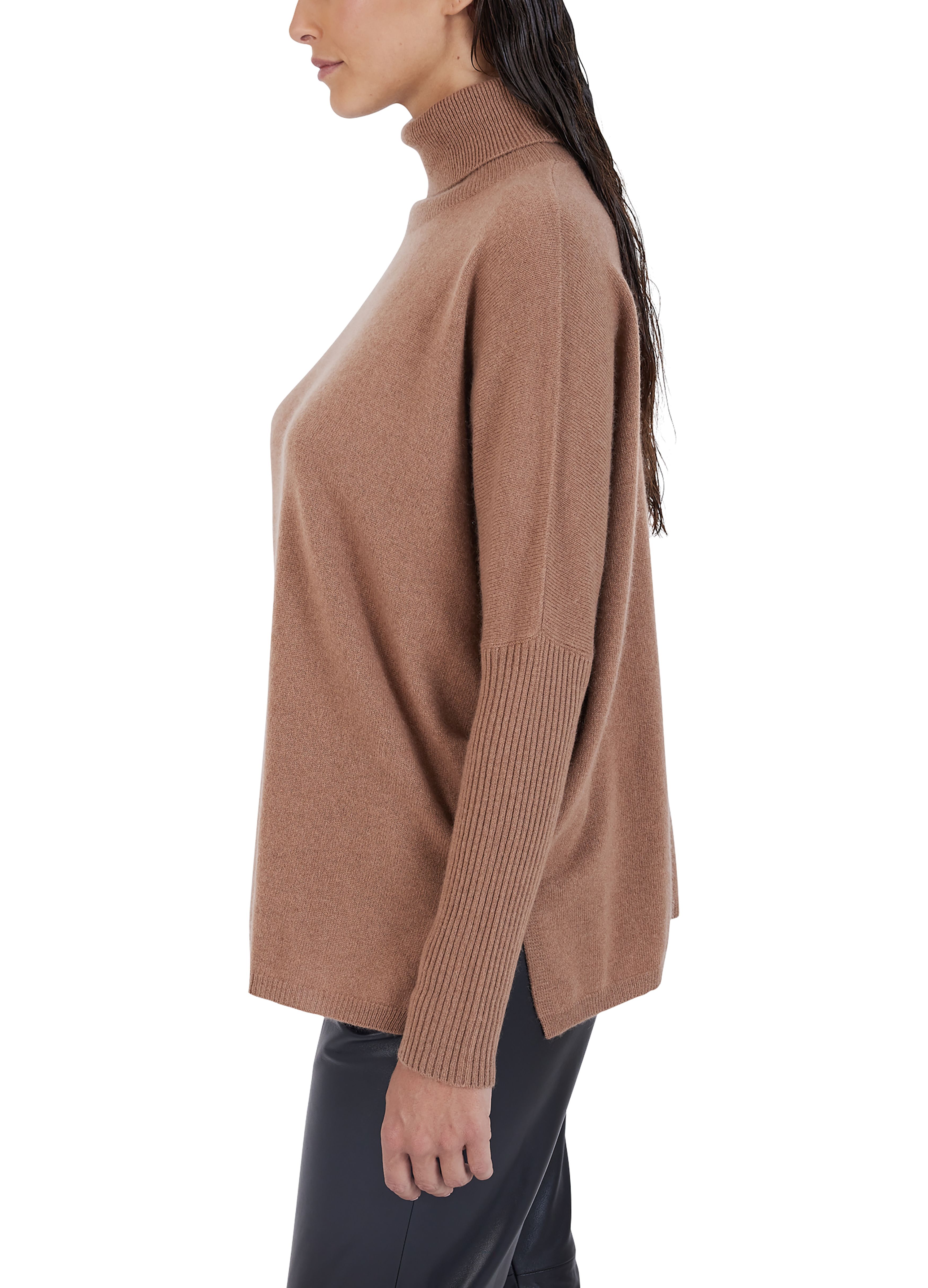  Margareth round neck cashmere poncho