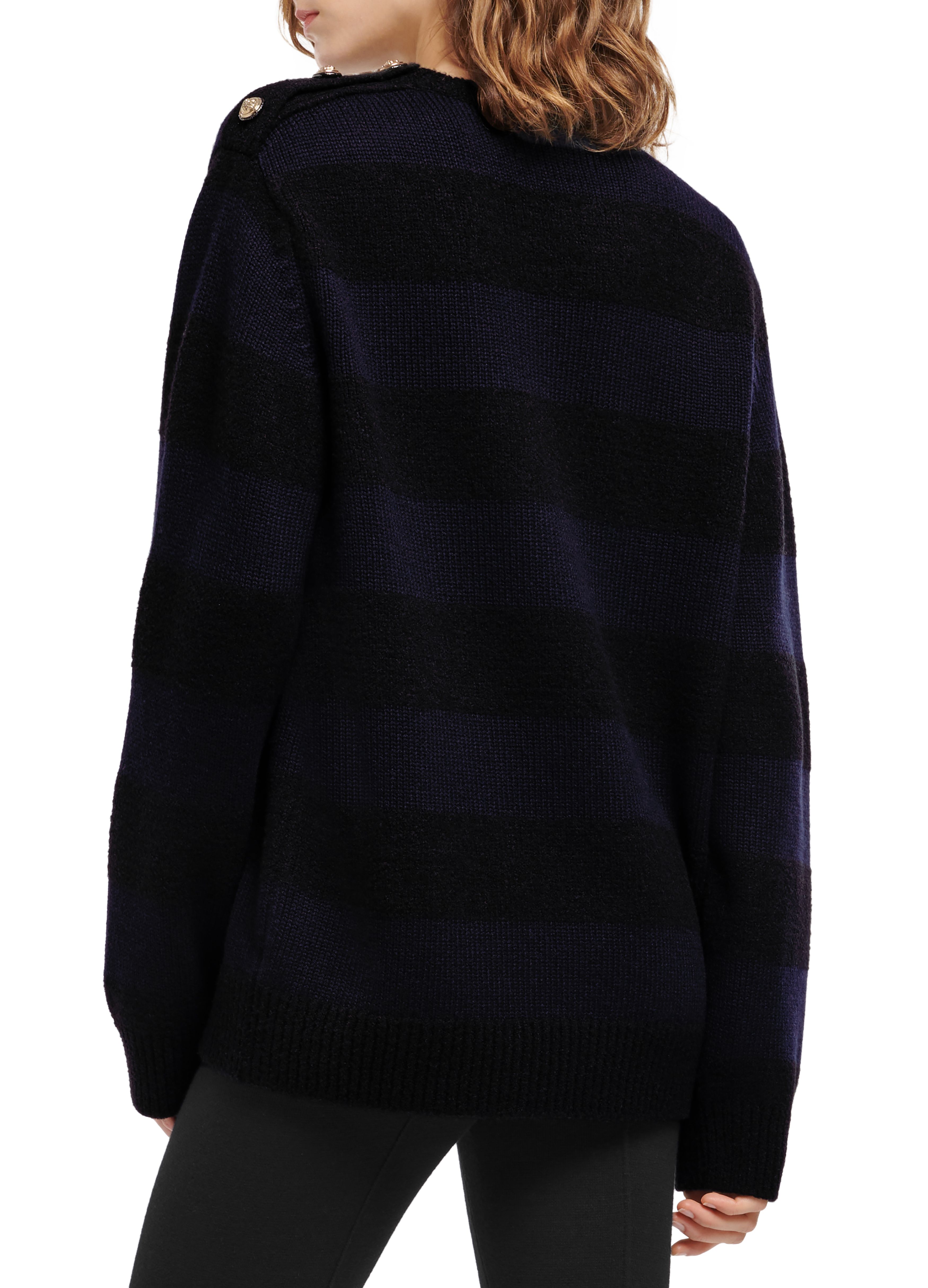 Barrie Cashmere jumper with thin stripes