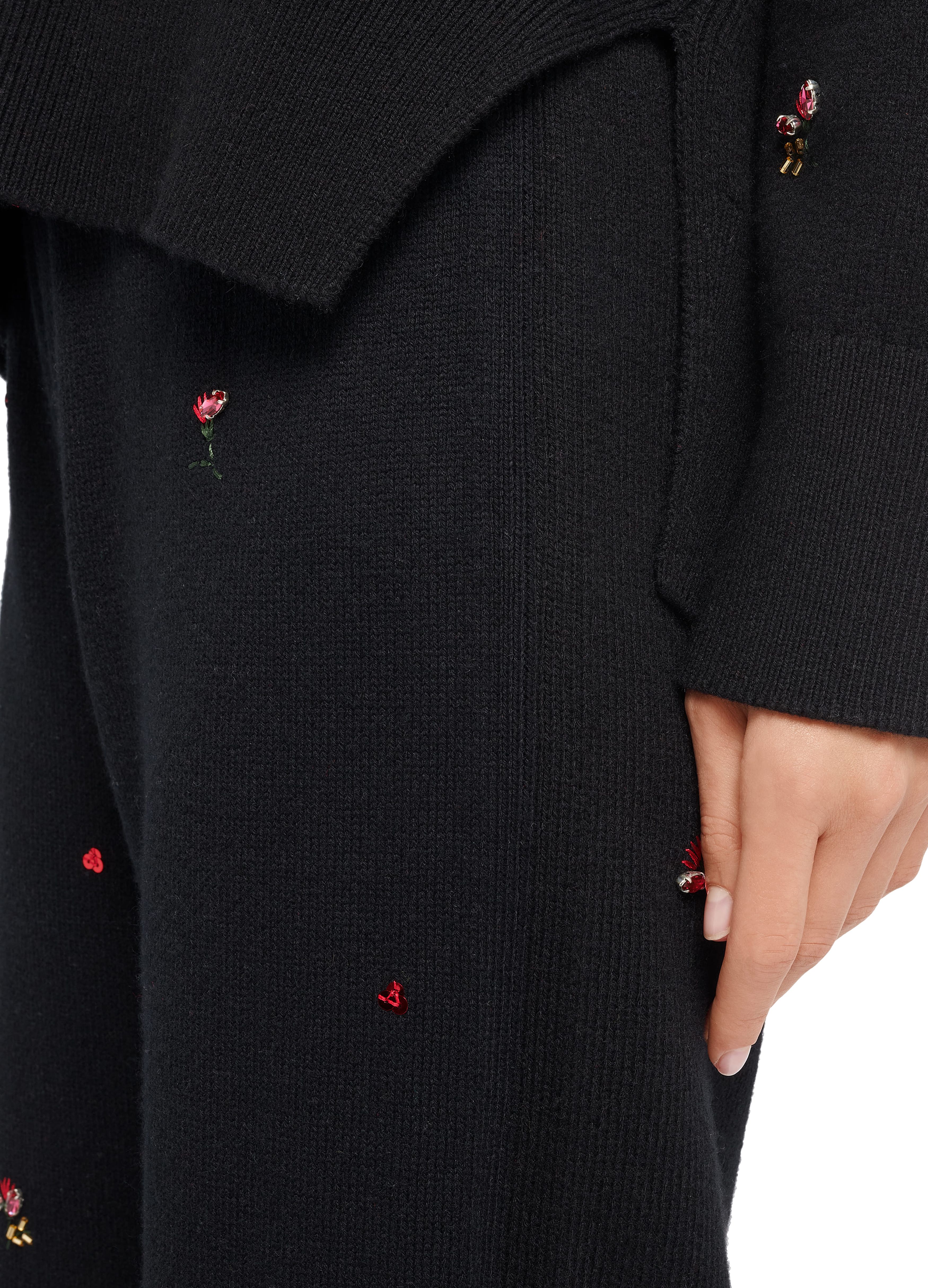 Barrie Iconic trousers in cashmere with floral embroidery