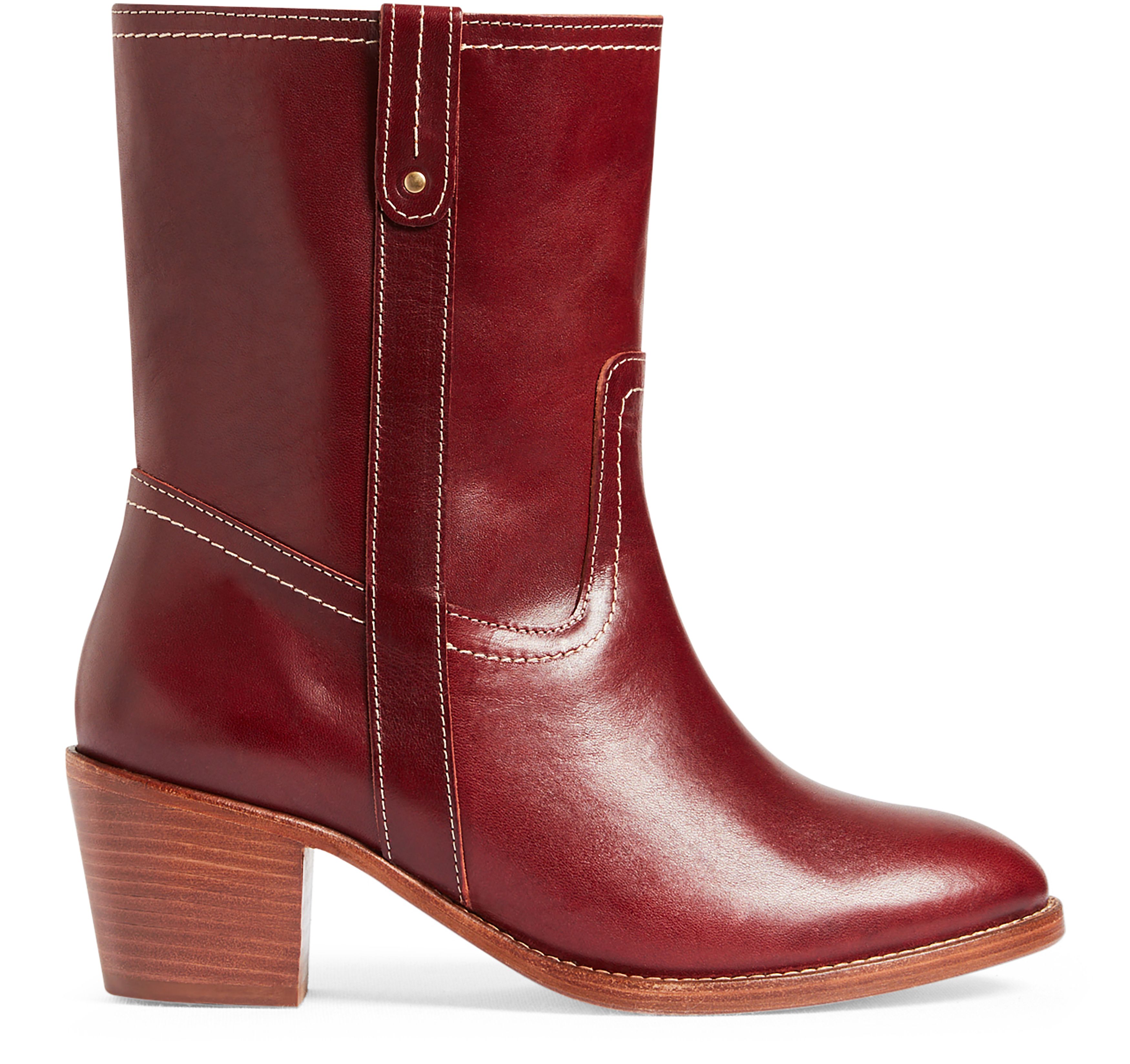  Vegetable-tanned leather ankle boots