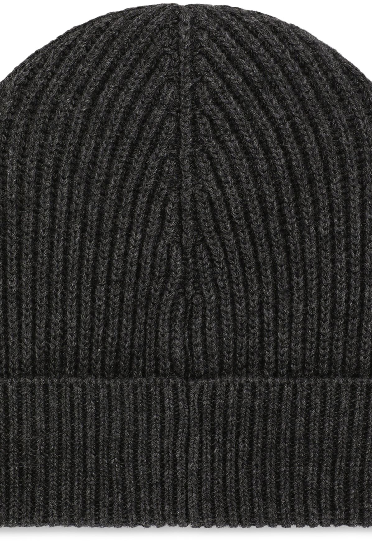 Dolce & Gabbana Knit hat with logo tag