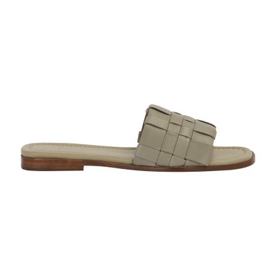  Pala sandals