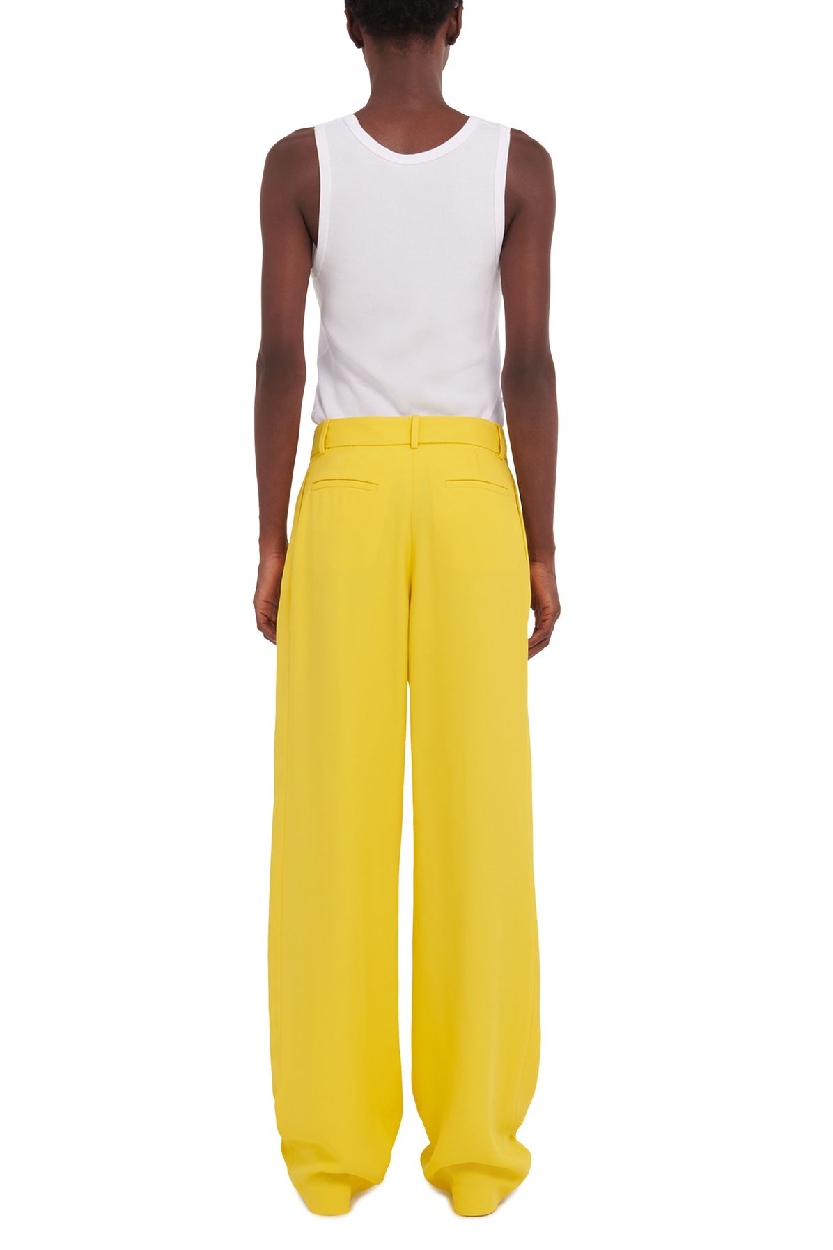  Wide-leg trousers with pleats