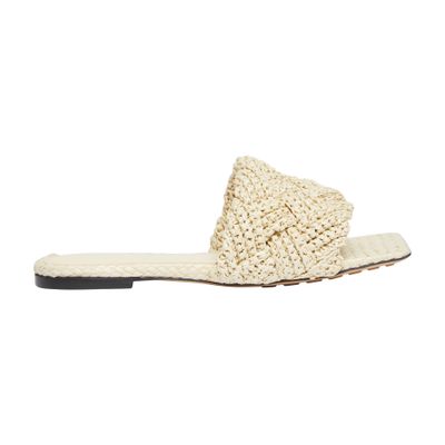 Bottega Veneta Lido flat sandals in raffia