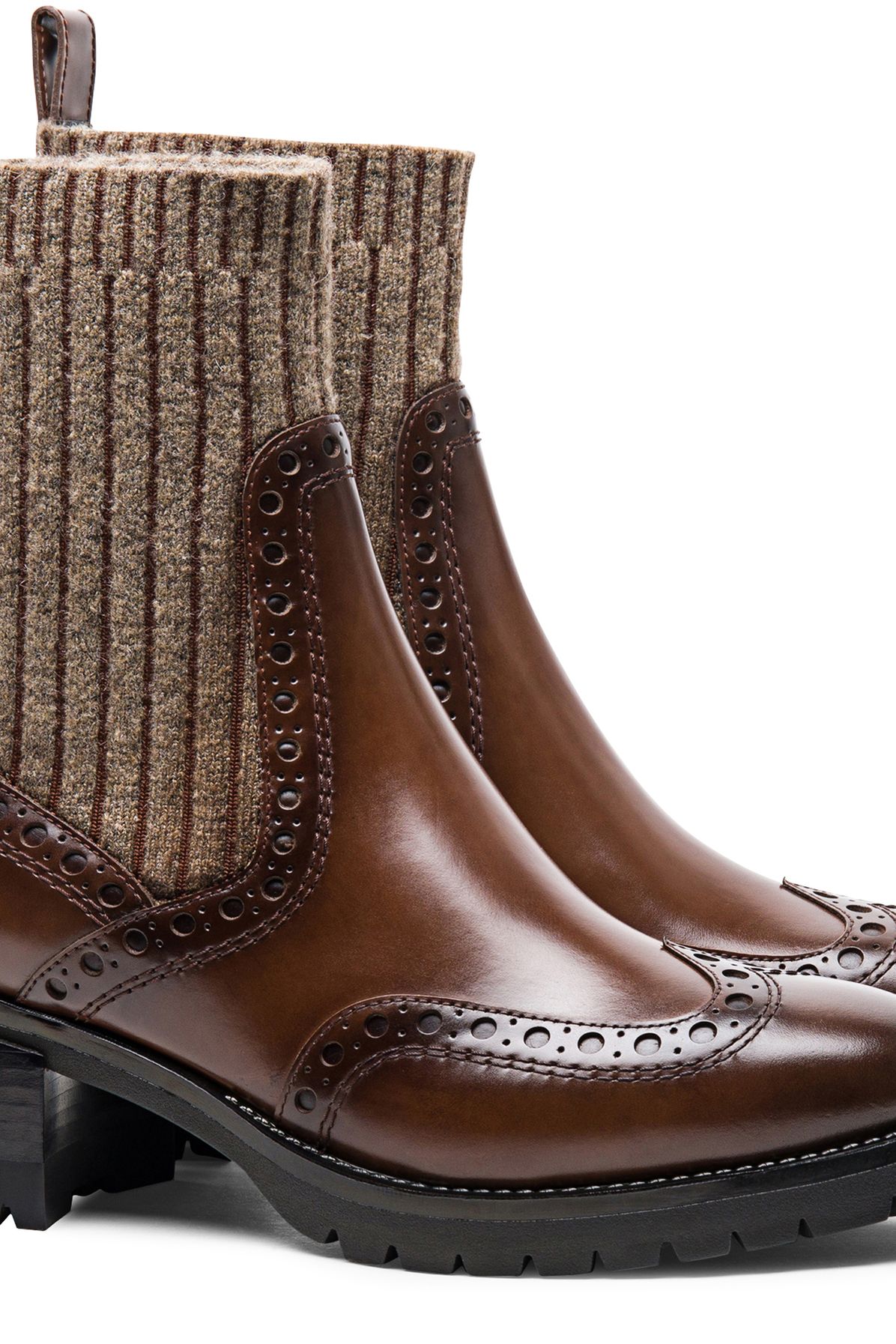 Santoni Leather low-heel brogue ankle boots