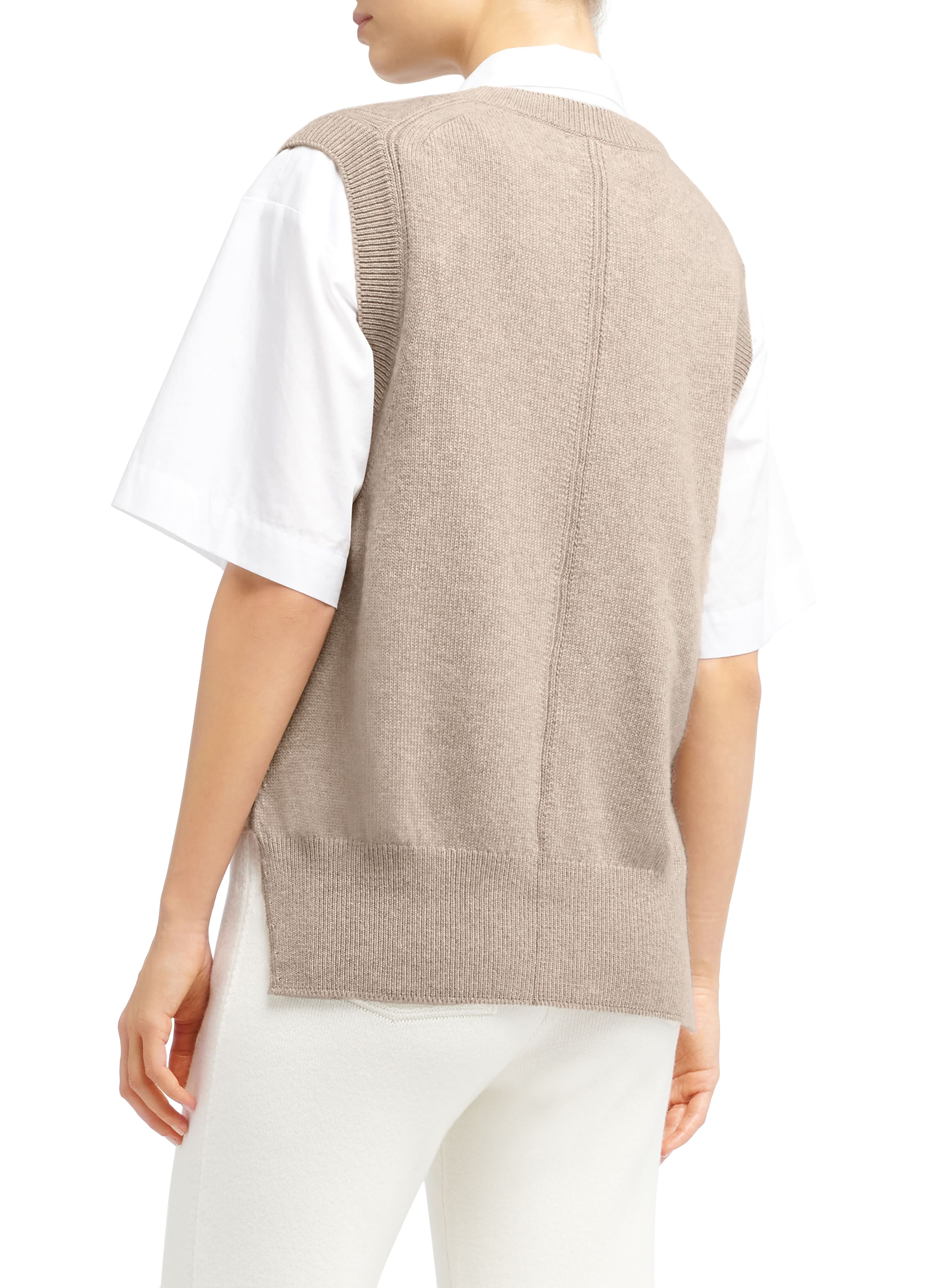 Barrie Iconic sleeveless cashmere jumper