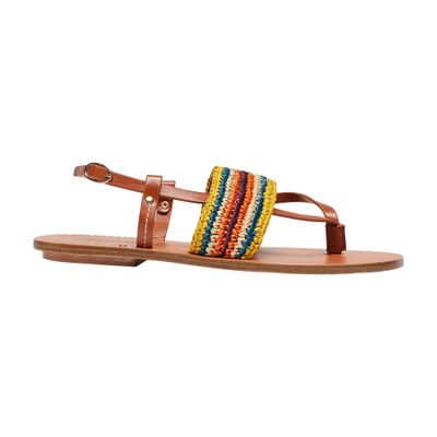  Flat sandals