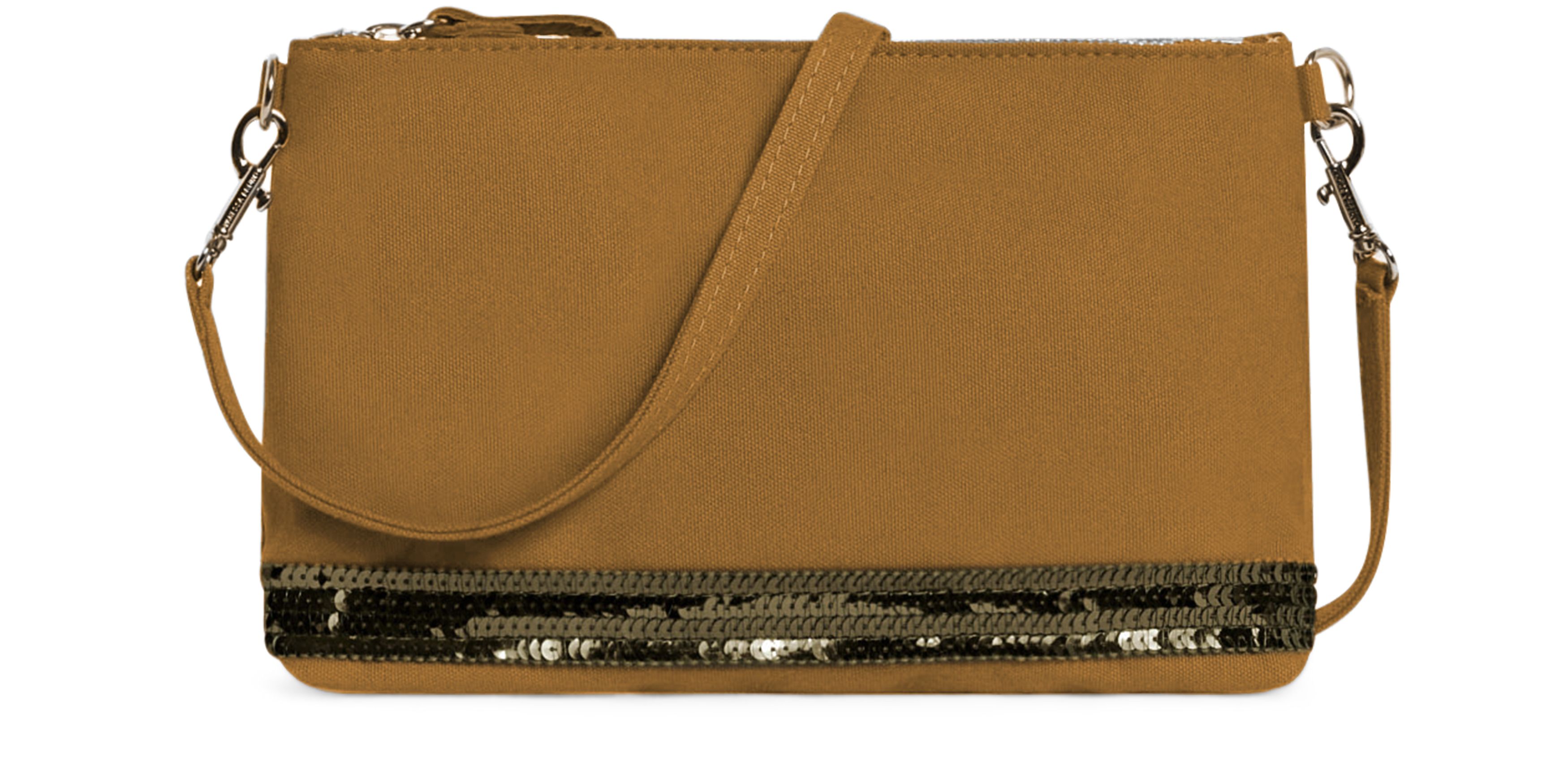  Zipped clutch