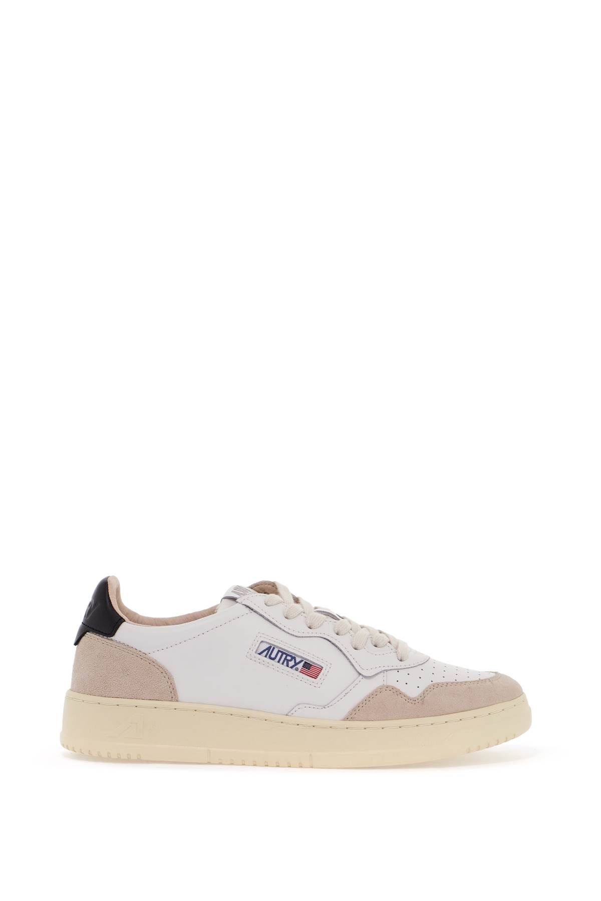 AUTRY AUTRY leather medalist low sneakers