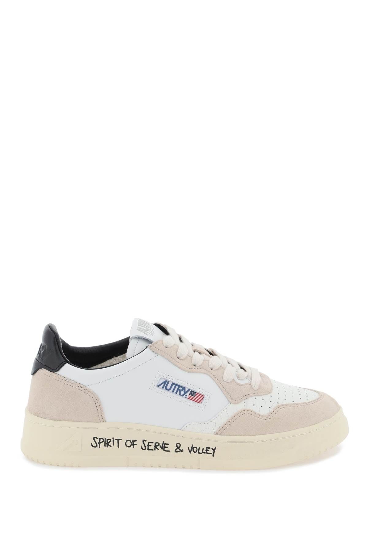 AUTRY AUTRY leather medalist low sneakers