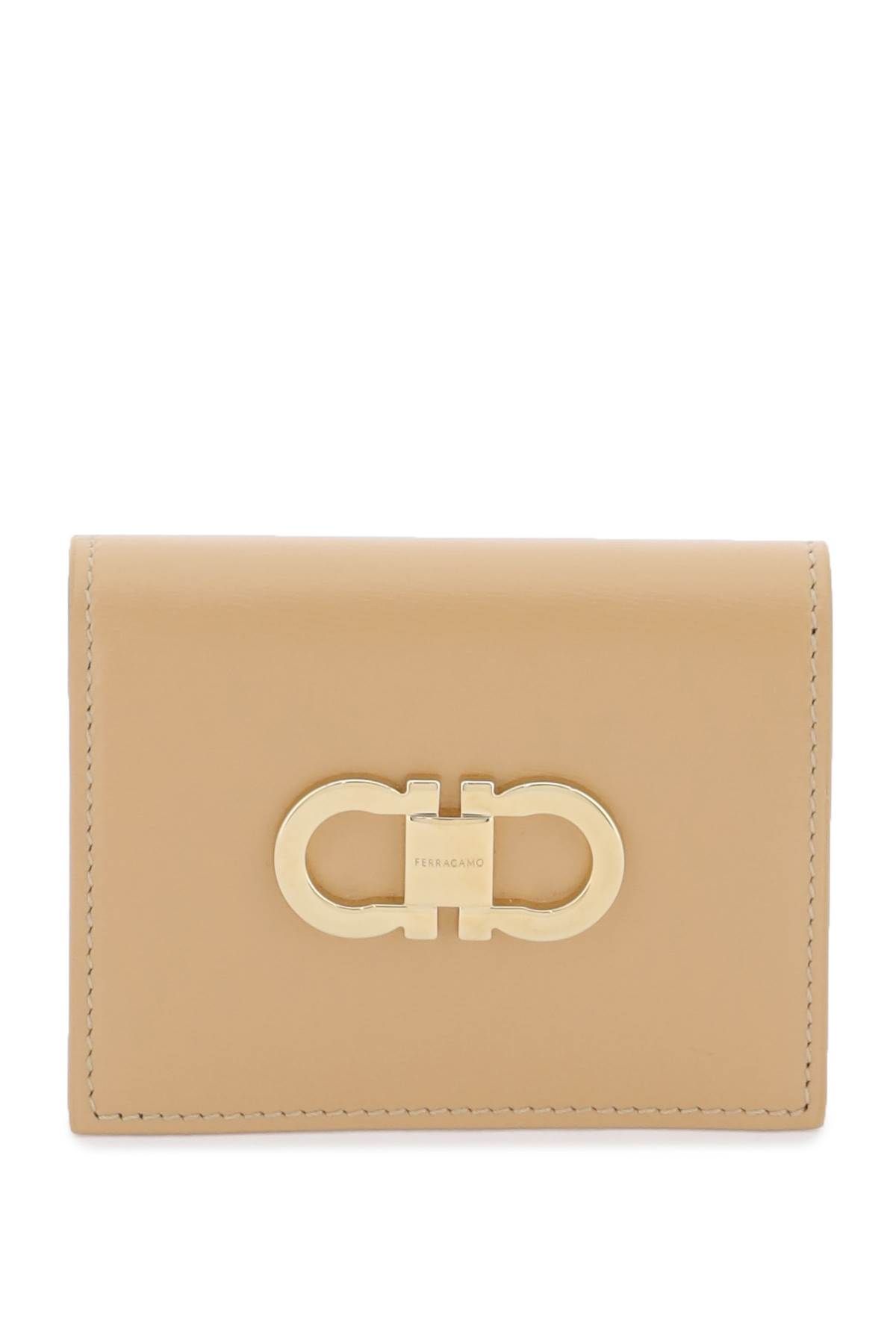 Ferragamo FERRAGAMO gancini compact wallet