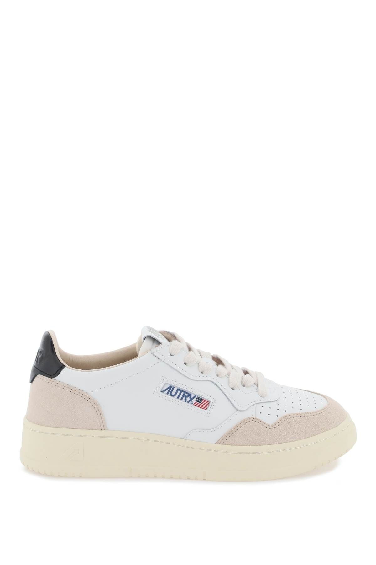 AUTRY AUTRY leather medalist low sneakers