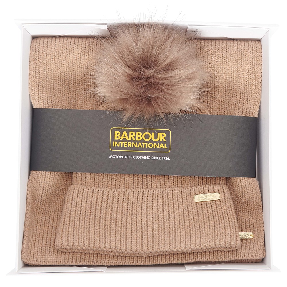 BARBOUR INTERNATIONAL Mallory Beanie & Scarf Gift Set