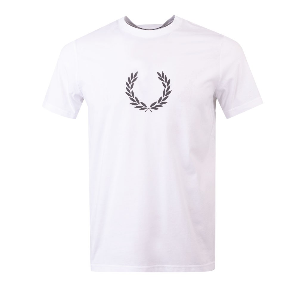 Fred Perry Laurel Wreath Graphic T-Shirt