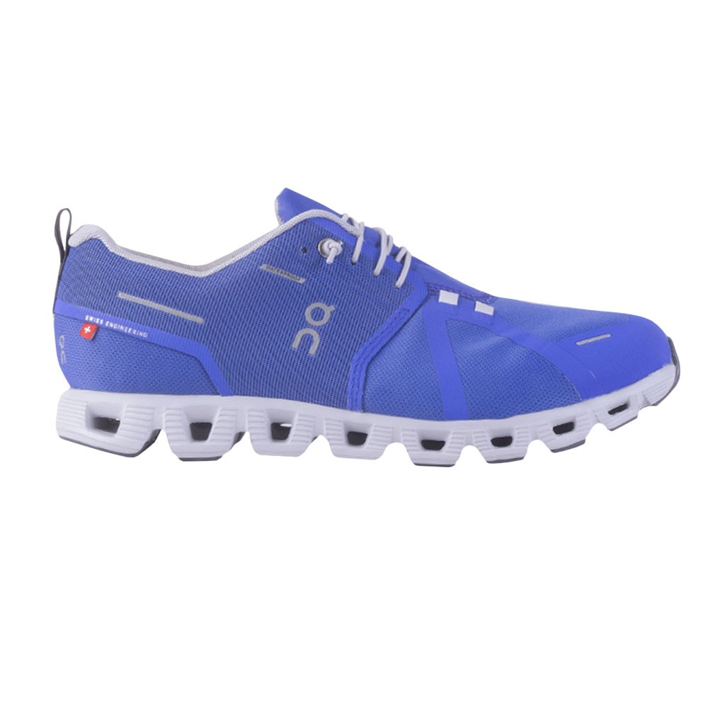 On Running Cloud 5 Waterproof Trainer